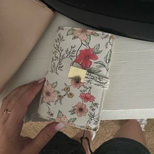 Women’s wallets